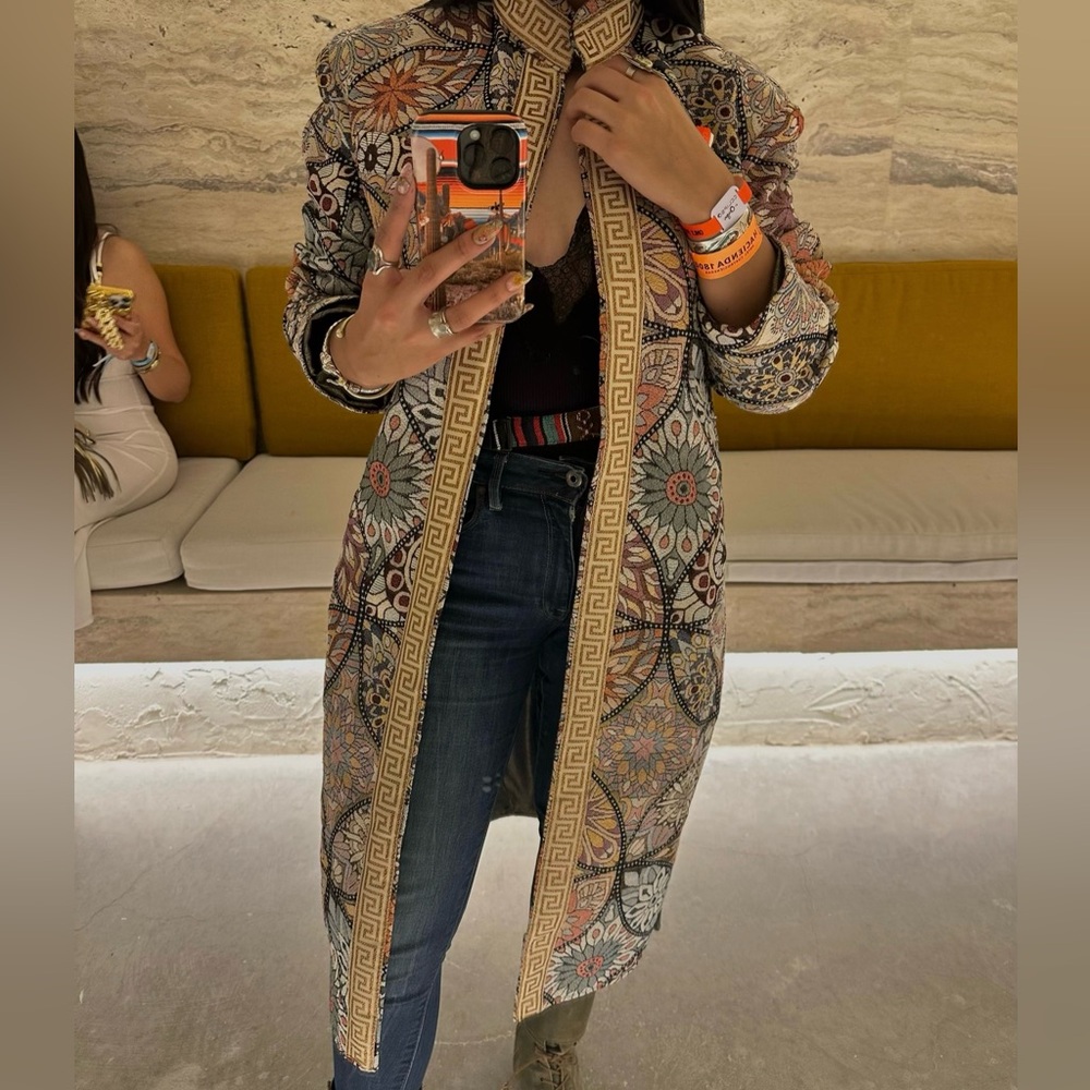 Somos Vibra Mandala Kimono, Robe, Kaftan